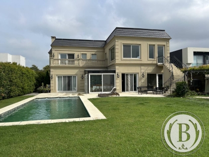 Venta de Casa en El Golf en El Golf - Bustamante Propiedades