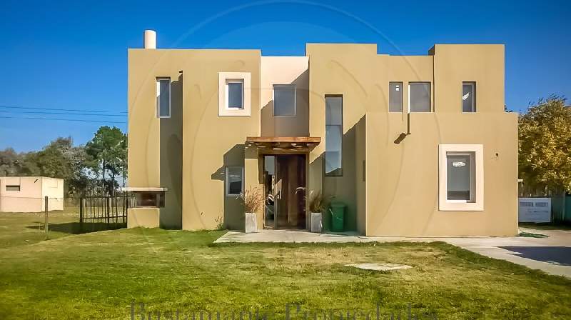 Venta de Casa en Haras Santa Maria en Haras Santa Maria, Escobar — Foto 1