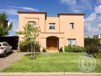 Venta de Casa en La Comarca en La Comarca, Tigre — Foto 1