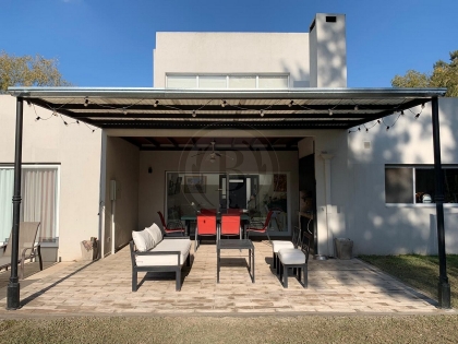 Venta de Casa en La Montura en La Montura, Pilar — Foto 1