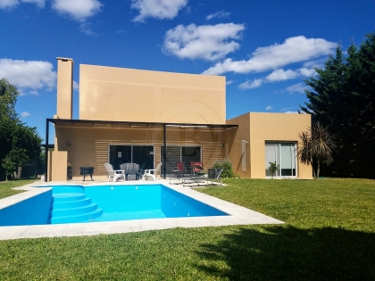Venta de Casa en La Montura en La Montura, Pilar — Foto 3
