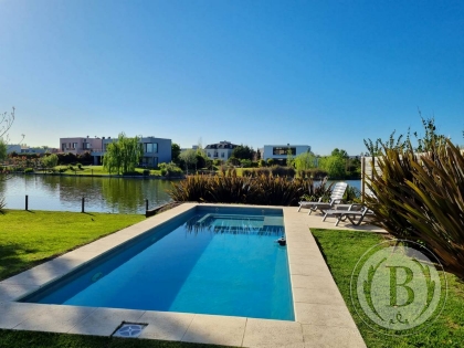 Venta de Casa en Lagos del Norte en Lagos del Norte, Tigre — Foto 2