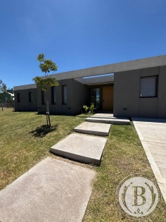 Venta de Casa en Laguna Grande en Laguna Grande, Tigre — Foto 1