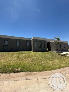 Venta de Casa en Laguna Grande en Laguna Grande, Tigre — Foto 3
