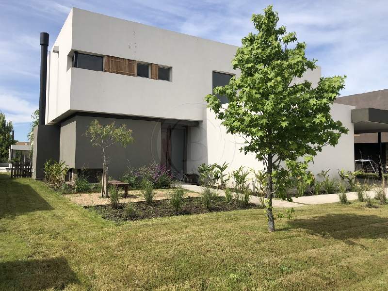 Venta de Casa en Las Liebres en Las Liebres, Pilar — Foto 1