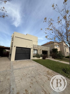 Venta de Casa en Las Tipas en Las Tipas, Tigre — Foto 1