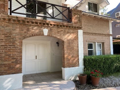 Venta de Casa en Lomas de Benavidez en Lomas de Benavidez, Tigre — Foto 2