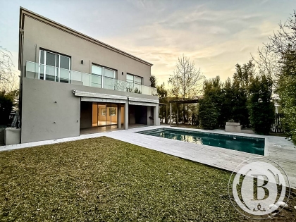 Venta de Casa en Los Lagos en Los Lagos, Tigre — Foto 1