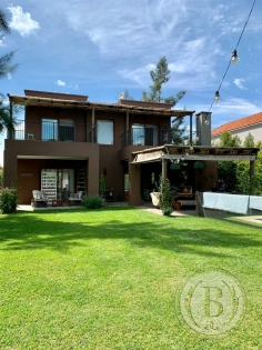 Venta de Casa en Los Sauces en Los Sauces, Tigre — Foto 3