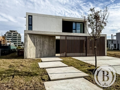 Venta de Casa en Los Puentes en Los Puentes, Tigre — Foto 1