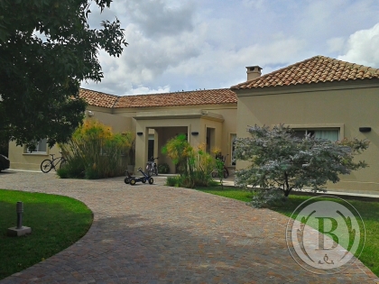 Venta de Casa en Olivos Golf en Olivos Golf, Pilar — Foto 1