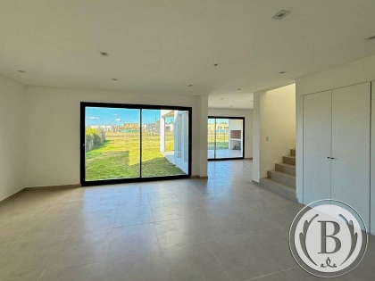 Venta de Casa en Pilar del Este en Pilar del Este, Pilar — Foto 2