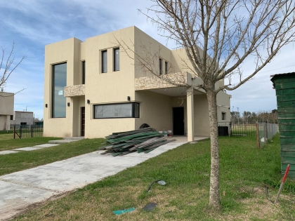 Venta de Casa en Puertos del Lago en Puertos del Lago, Escobar — Foto 2