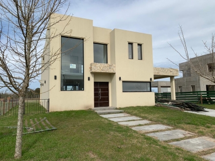 Venta de Casa en Puertos del Lago en Puertos del Lago, Escobar — Foto 3