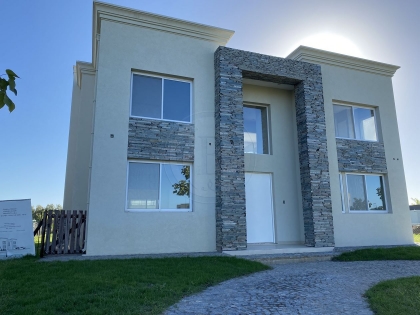 Venta de Casa en Puertos del Lago en Puertos del Lago, Escobar — Foto 1