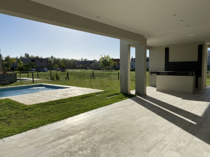 Venta de Casa en Puertos del Lago en Puertos del Lago, Escobar — Foto 2