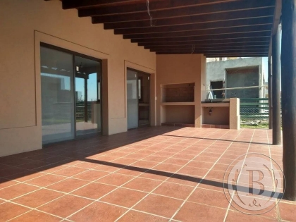 Venta de Casa en Puertos del Lago en Puertos del Lago, Escobar — Foto 2