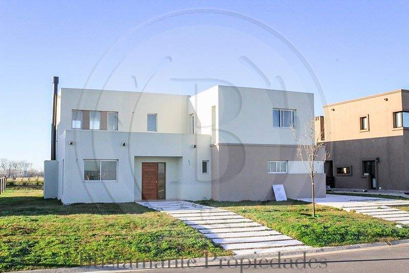 Venta de Casa en Puertos del Lago en Puertos del Lago, Escobar — Foto 1