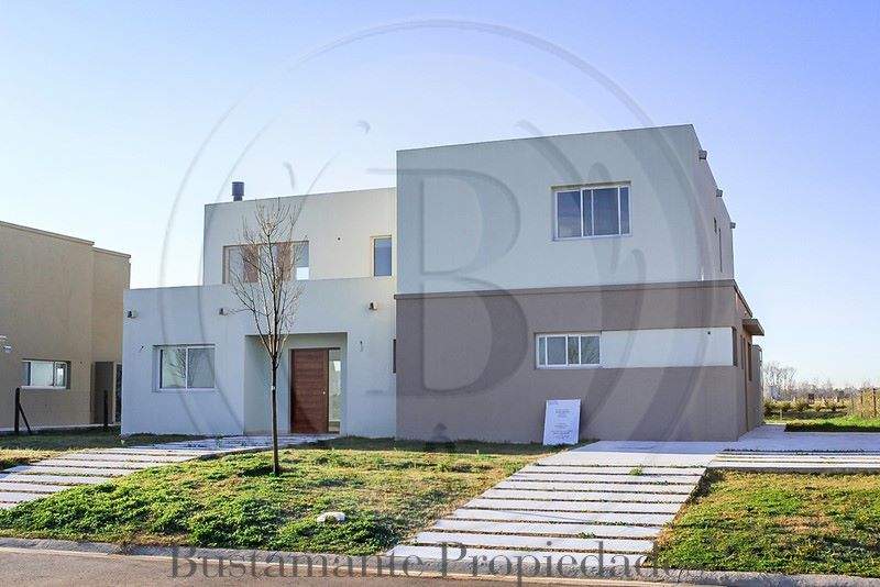 Venta de Casa en Puertos del Lago en Puertos del Lago, Escobar — Foto 2