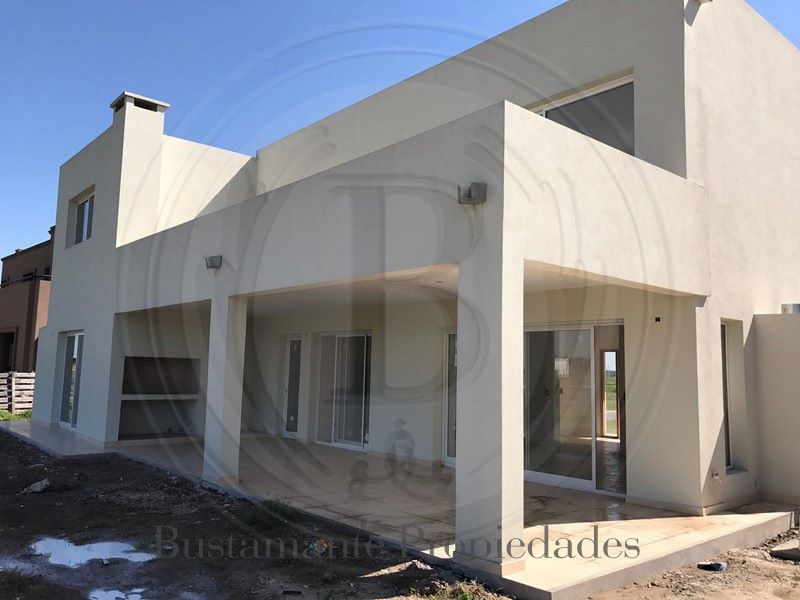 Venta de Casa en Puertos del Lago en Puertos del Lago, Escobar — Foto 4