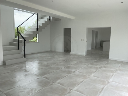 Venta de Casa en San Benito en San Benito, Tigre — Foto 3
