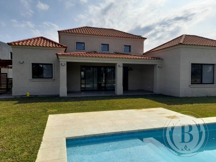 Venta de Casa en San Benito en San Benito, Tigre — Foto 4