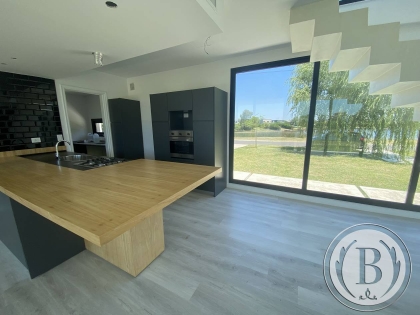 Venta de Casa en San Benito en San Benito, Tigre — Foto 6