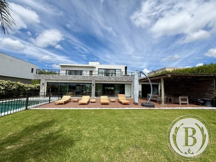 Venta de Casa en San Benito en San Benito, Tigre — Foto 3
