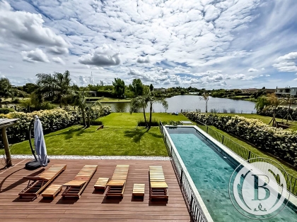 Venta de Casa en San Benito en San Benito