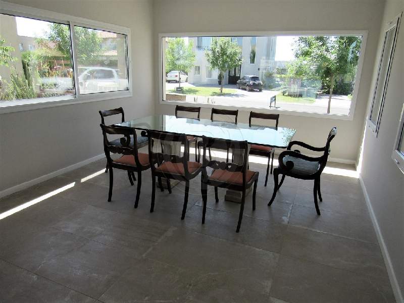 Venta de Casa en San Benito en San Benito, Tigre — Foto 5