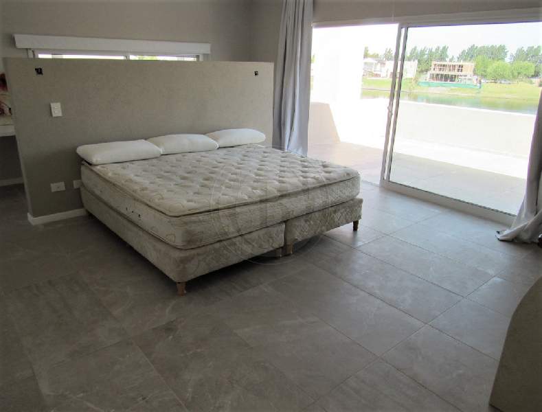 Venta de Casa en San Benito en San Benito, Tigre — Foto 6
