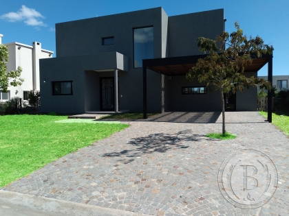Venta de Casa en San Gabriel en San Gabriel, Tigre — Foto 1