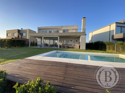 Venta de Casa en San Gabriel en San Gabriel, Tigre — Foto 1