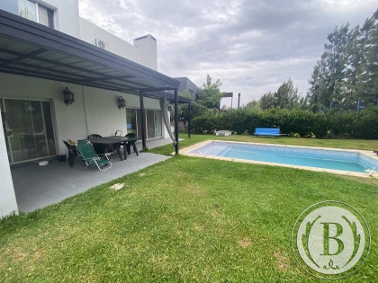 Venta de Casa en San Gabriel en San Gabriel, Tigre — Foto 1