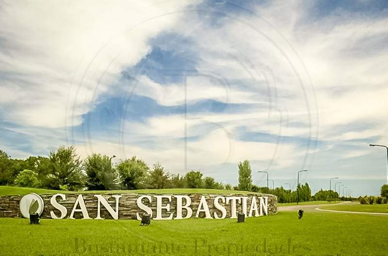 Venta de Casa en San Sebastian - San Sebastian