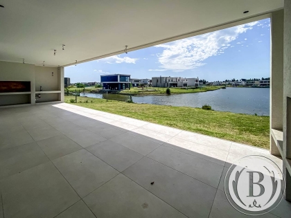Venta de Casa en Santa Ana - Santa Ana