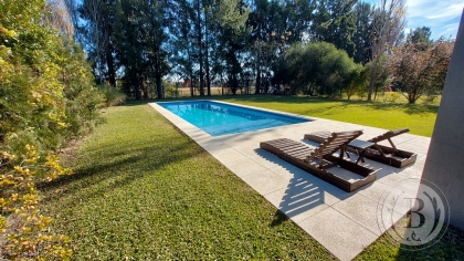 Venta de Casa en Santa Catalina en Santa Catalina, Tigre — Foto 1