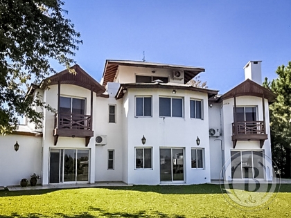 Venta de Casa en Santa Catalina en Santa Catalina, Tigre — Foto 2