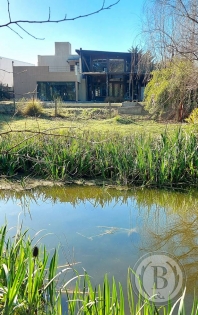 Venta de Casa en Santa Catalina en Santa Catalina, Tigre — Foto 6