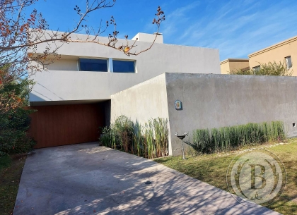 Venta de Casa en Santa Catalina - Santa Catalina