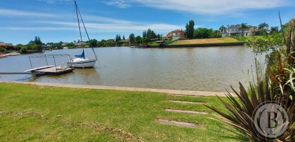 Venta de Casa en Santa Catalina en Santa Catalina, Tigre — Foto 1