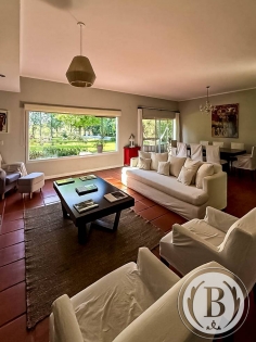 Venta de Casa en Santa Catalina en Santa Catalina, Tigre — Foto 5