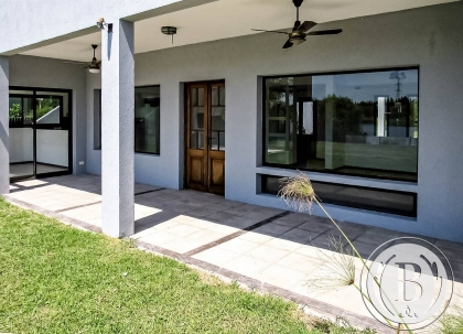 Venta de Casa en Santa Catalina en Santa Catalina, Tigre — Foto 6