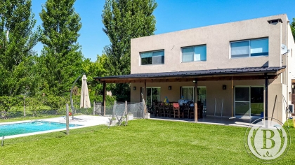 Venta de Casa en Santa Catalina en Santa Catalina, Tigre — Foto 3