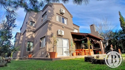 Venta de Casa en Santa Catalina en Santa Catalina, Tigre — Foto 2