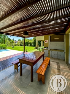 Venta de Casa en Santa Catalina en Santa Catalina, Tigre — Foto 5