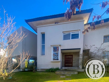 Venta de Casa en Santa Catalina en Santa Catalina, Tigre — Foto 3
