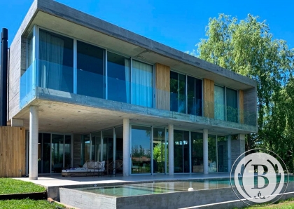 Venta de Casa en Santa Catalina en Santa Catalina, Tigre — Foto 4