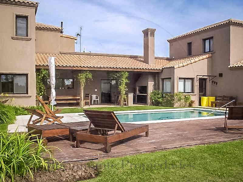 Venta de Casa en Santa Catalina en Santa Catalina, Tigre — Foto 1