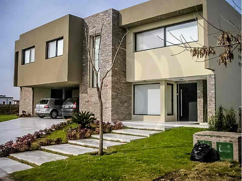 Venta de Casa en Santa Catalina en Santa Catalina, Tigre — Foto 2